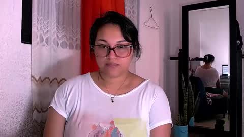Snapshot of caramelo945256 chatting on 9, 6, 2026 LILI online show from 9, 6, 2026
