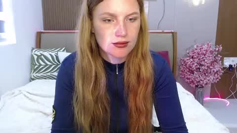 Snapshot of caramelstorm chatting on 17, 4, 2026 Lana online show from 17, 4, 2026