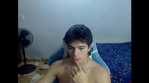 carapalida9008 online show from 14, 10, 2025
