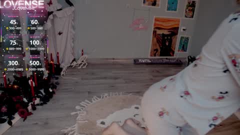 NONA    follow online show from 1, 11, 2025