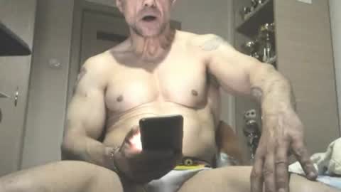 Snapshot of carin_the_body chatting on 17, 7, 2026 Laz online show from 17, 7, 2026