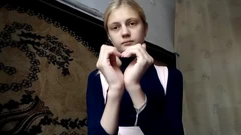 Kira online show from 5, 5, 2026