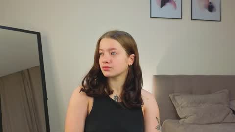 Snapshot of carissaolivo chatting on 26, 11, 2025 Elena online show from 26, 11, 2025