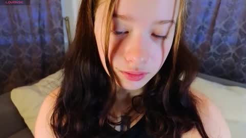 Snapshot of carissaolivo chatting on 30, 11, 2025 Elena online show from 30, 11, 2025