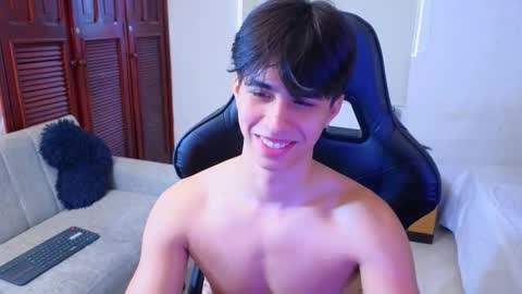 Snapshot of carl_dixon chatting on 29, 10, 2025 carl_dixon online show from 29, 10, 2025