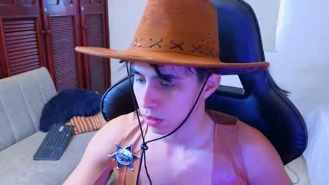 Snapshot of carl_dixon chatting on 31, 10, 2025 carl_dixon online show from 31, 10, 2025