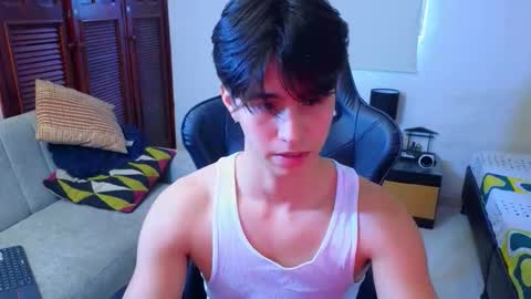 Snapshot of carl_dixon chatting on 5, 11, 2025 carl_dixon online show from 5, 11, 2025