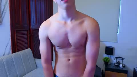 Snapshot of carl_dixon chatting on 13, 11, 2025 carl_dixon online show from 13, 11, 2025