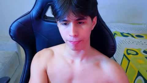 Snapshot of carl_dixon chatting on 27, 11, 2025 carl_dixon online show from 27, 11, 2025