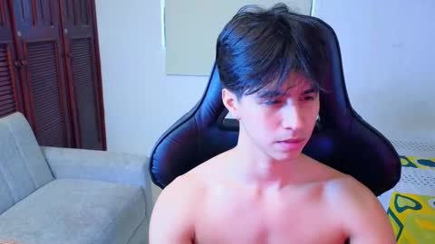 Snapshot of carl_dixon chatting on 28, 11, 2025 carl_dixon online show from 28, 11, 2025