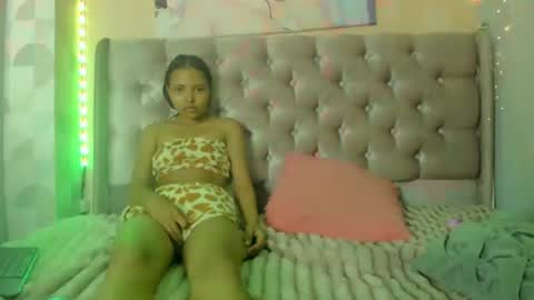 Snapshot of carla_camila chatting on 20, 6, 2026 Carla y Camila online show from 20, 6, 2026
