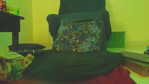 Snapshot of carla_prestige chatting on 5, 2, 2025 carla_prestige online show from 5, 2, 2025