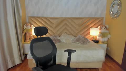 Carla Santini online show from 19, 12, 2024