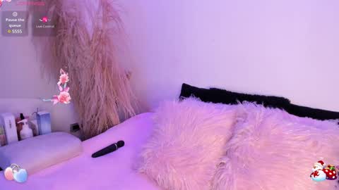 Carla Wet18 online show from 23, 12, 2024