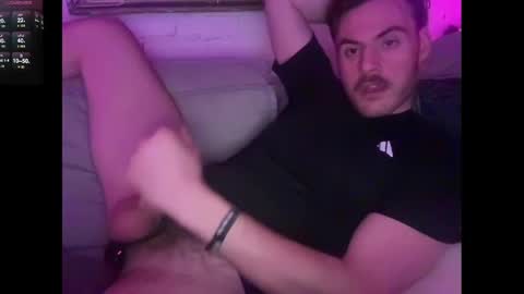 carlhung 69 hairy friends gay bi online show from 18, 2, 2025