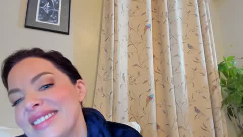 Carlie online show from 4, 1, 2025