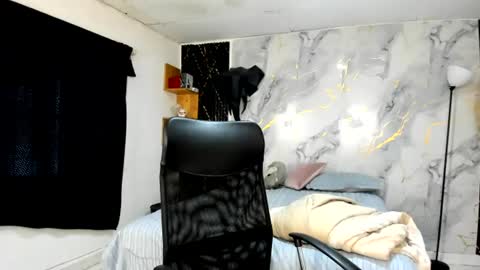 Snapshot of carlitosex09 chatting on 13, 7, 2026 master online show from 13, 7, 2026