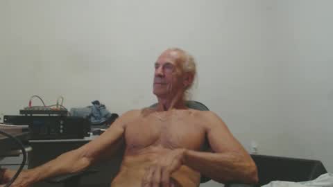 carlos online show from 18, 4, 2026