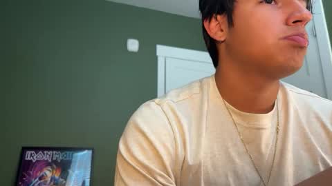 Snapshot of carlosjosecb1 chatting on 11, 9, 2025 carlos online show from 11, 9, 2025