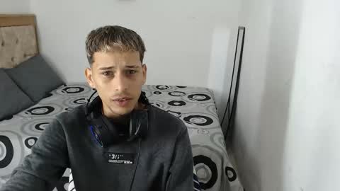 Snapshot of carlossmi01 chatting on 22, 10, 2025 carlossmi01 online show from 22, 10, 2025