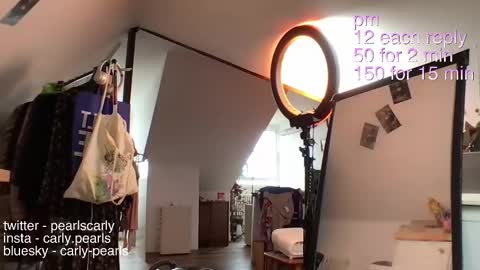 Carly Pearls online show from 25, 2, 2025