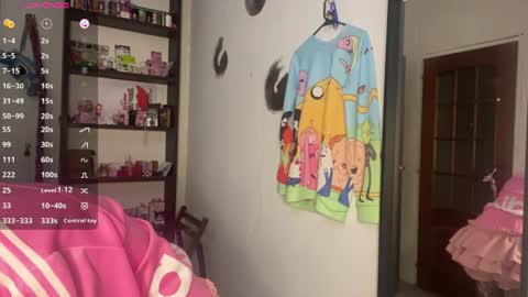 Snapshot of carmenlavelli chatting on 27, 6, 2026 Elina online show from 27, 6, 2026
