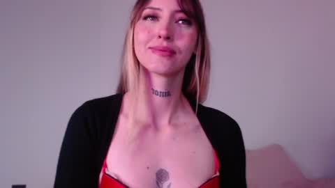 carmennrusso online show from 27, 7, 2026