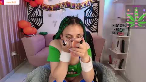 Caro Fisher online show from 31, 10, 2025