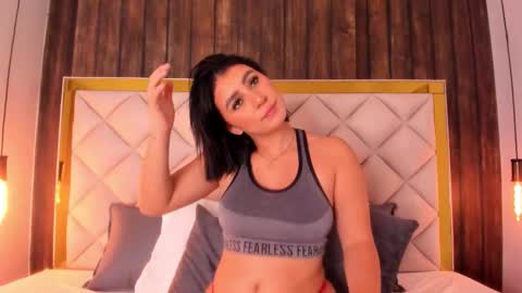 caro_giraldo_ online show from 27, 11, 2025