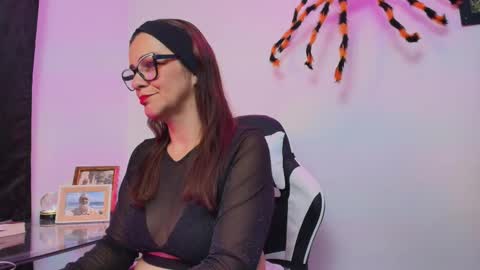 CAROL online show from 28, 10, 2025