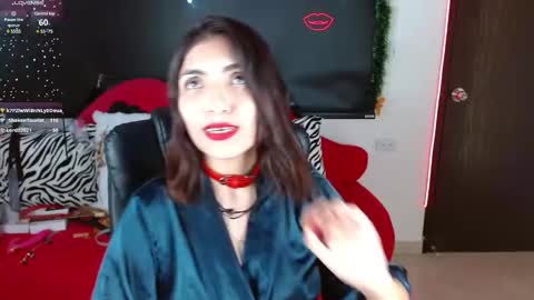 Snapshot of carolaine69_ chatting on 9, 12, 2024 Caroline online show from 9, 12, 2024