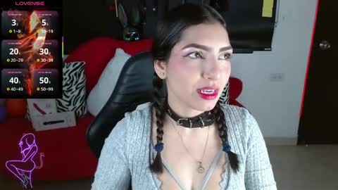 Snapshot of carolaine69_ chatting on 25, 5, 2026 Caroline online show from 25, 5, 2026