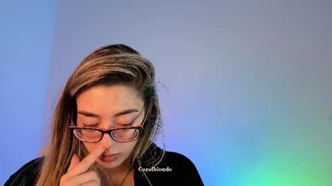 Snapshot of carolblonde chatting on 22, 6, 2026 Char online show from 22, 6, 2026