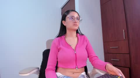 Snapshot of caroliine__ chatting on 17, 1, 2025 Caroline online show from 17, 1, 2025