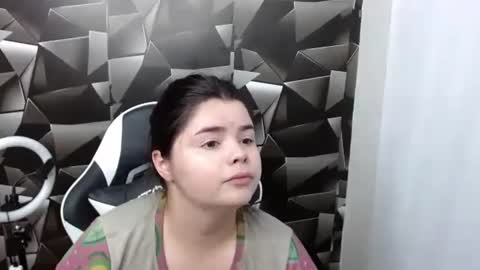 Snapshot of carolina_lee12 chatting on 28, 4, 2026 carolina online show from 28, 4, 2026