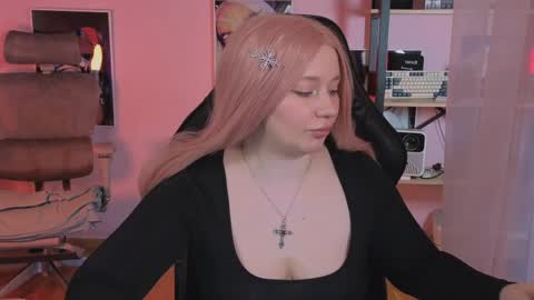 Mira online show from 5, 4, 2026