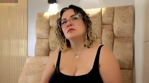 Snapshot of carolinacrus01 chatting on 25, 5, 2026 Carolina online show from 25, 5, 2026