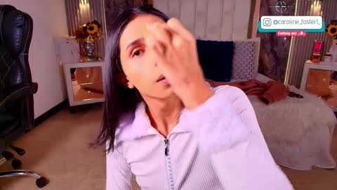 caroline_foster1 online show from 13, 3, 2026