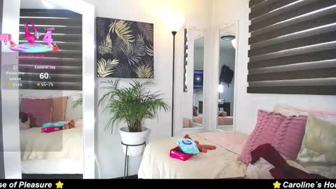 C A R O L I N E online show from 27, 10, 2025