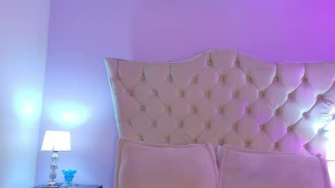 Caroline online show from 27, 5, 2026