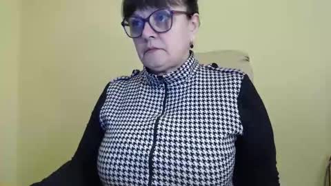 Snapshot of carolinedream_ chatting on 24, 10, 2025 CarolineDream online show from 24, 10, 2025