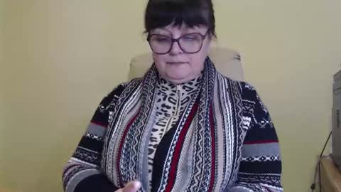 Snapshot of carolinedream_ chatting on 11, 11, 2025 CarolineDream online show from 11, 11, 2025