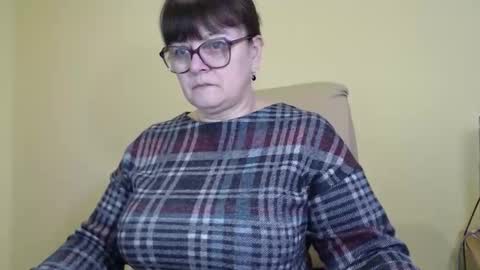 Snapshot of carolinedream_ chatting on 19, 11, 2025 CarolineDream online show from 19, 11, 2025