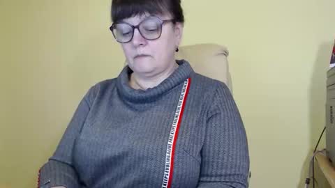 Snapshot of carolinedream_ chatting on 1, 12, 2025 CarolineDream online show from 1, 12, 2025