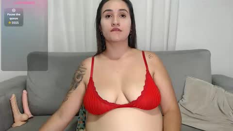 Caroline  online show from 15, 11, 2025