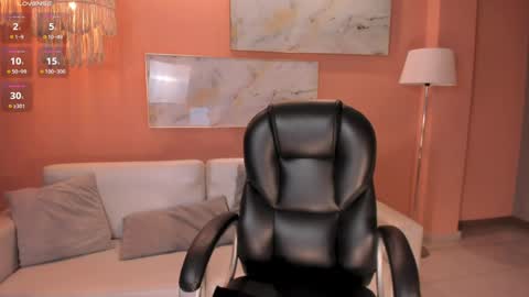 Caro online show from 2, 1, 2025