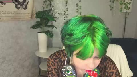 CarolineRichter online show from 5, 3, 2026