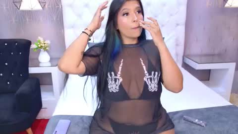 CarolinneTaylor online show from 4, 10, 2025