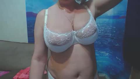 Snapshot of caroncapella chatting on 15, 3, 2026 VicunaCool online show from 15, 3, 2026