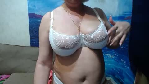 Snapshot of caroncapella chatting on 18, 4, 2026 VicunaCool online show from 18, 4, 2026